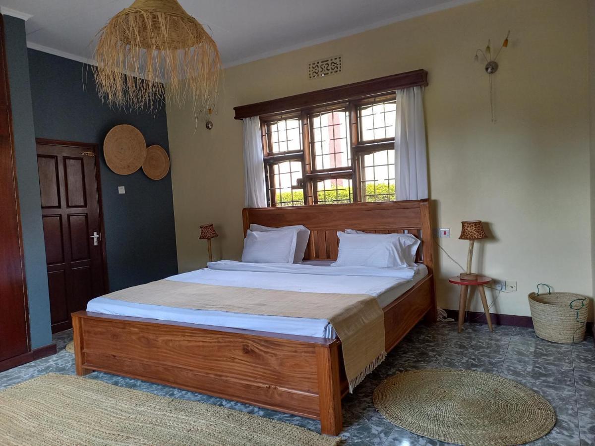 Bed and Breakfast Stasumo House Аруша Экстерьер фото