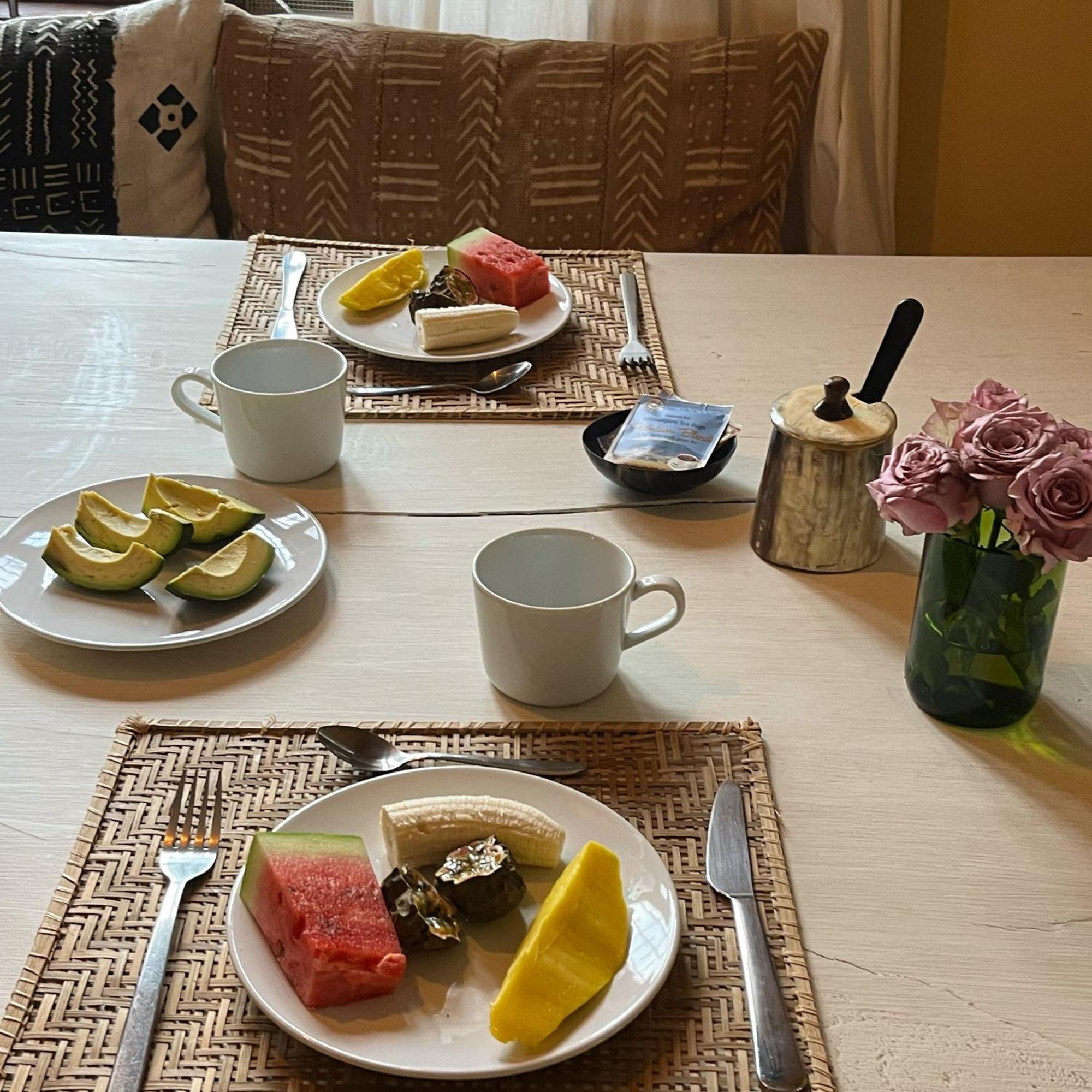 Bed and Breakfast Stasumo House Аруша Экстерьер фото