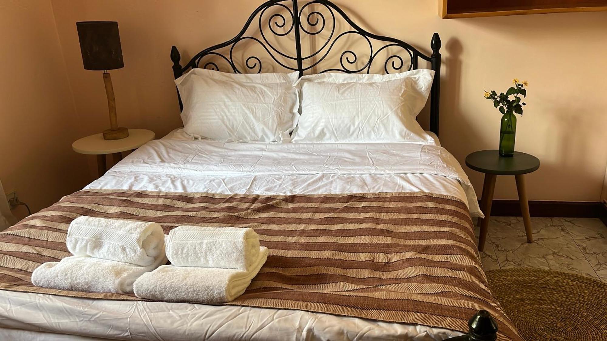 Bed and Breakfast Stasumo House Аруша Экстерьер фото